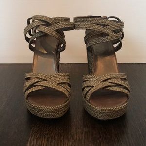 Green braided wedges